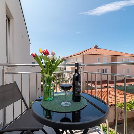 Apartmani Luce Trogir Eksteriør billede