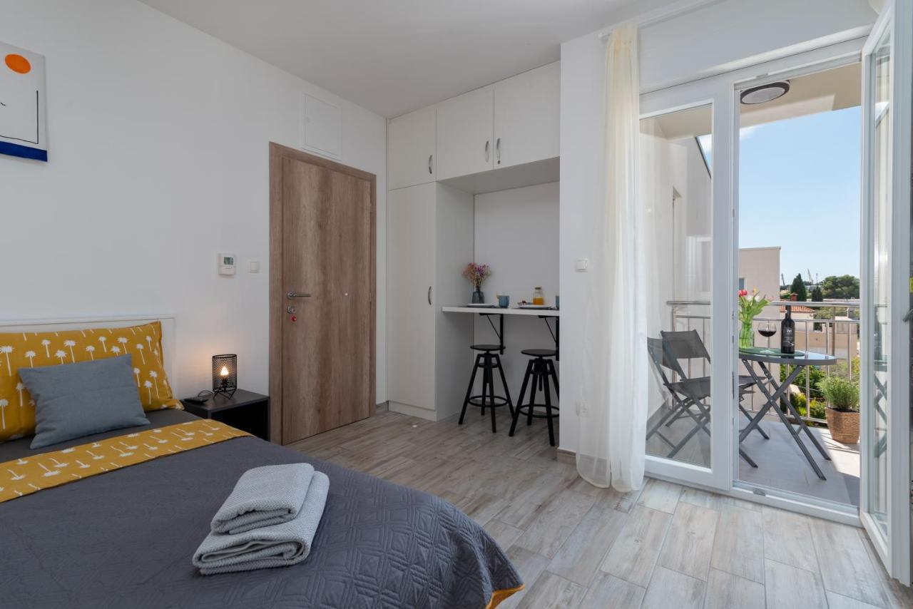 Apartmani Luce Trogir Eksteriør billede