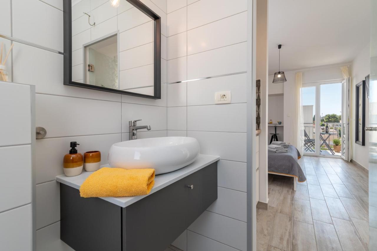 Apartmani Luce Trogir Eksteriør billede