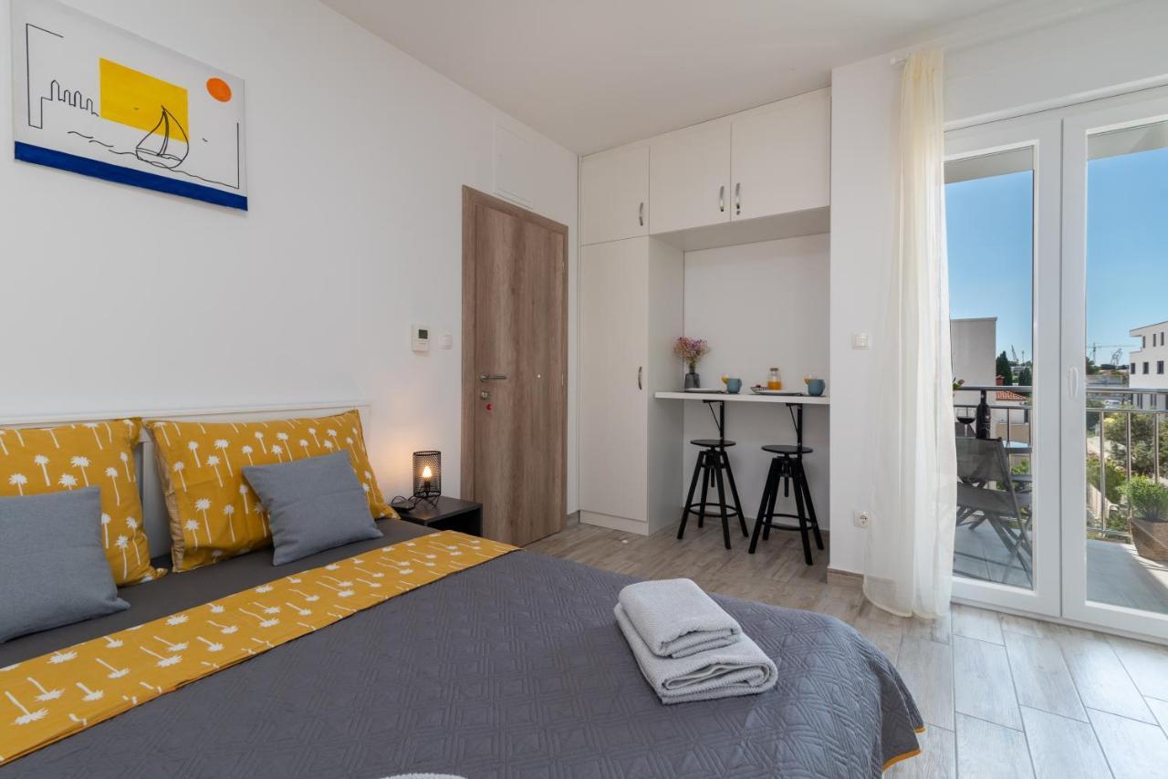 Apartmani Luce Trogir Eksteriør billede