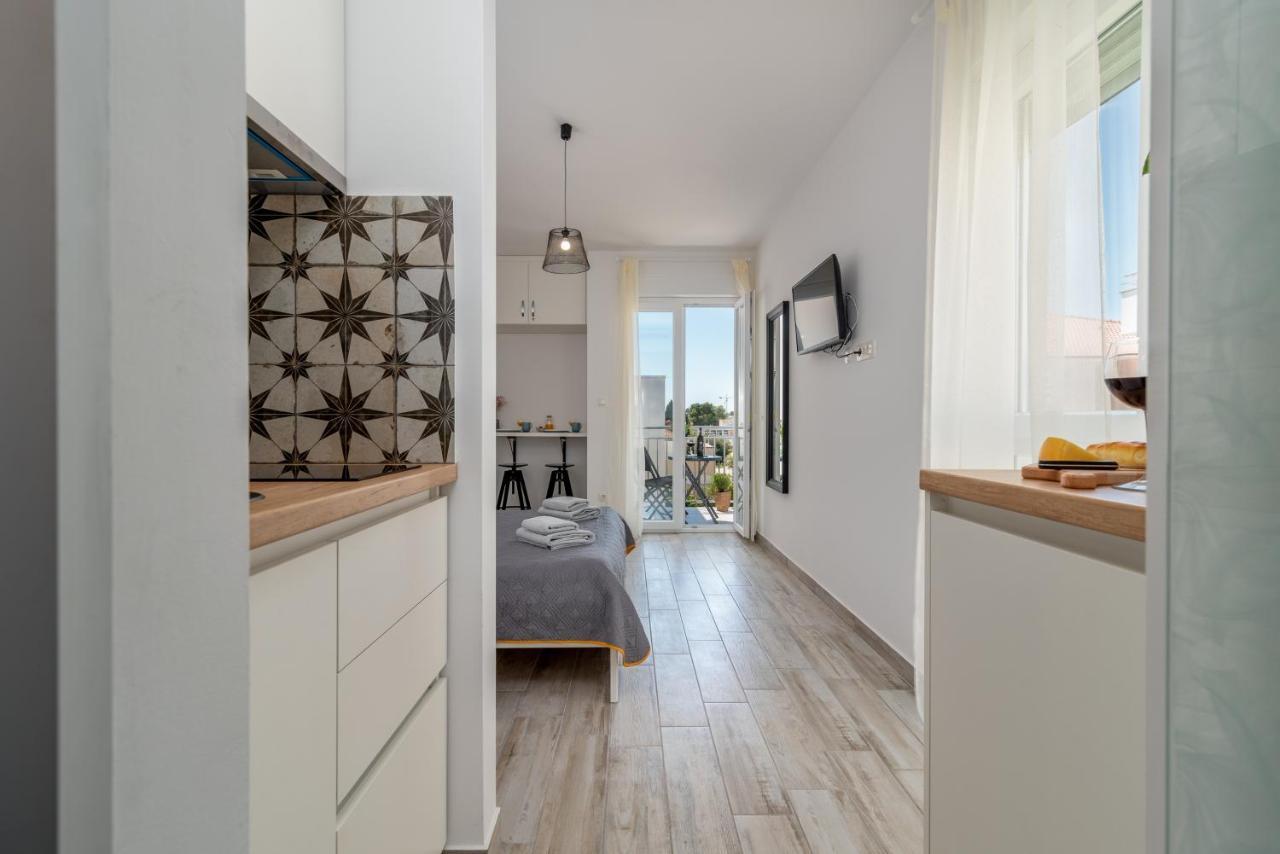 Apartmani Luce Trogir Eksteriør billede