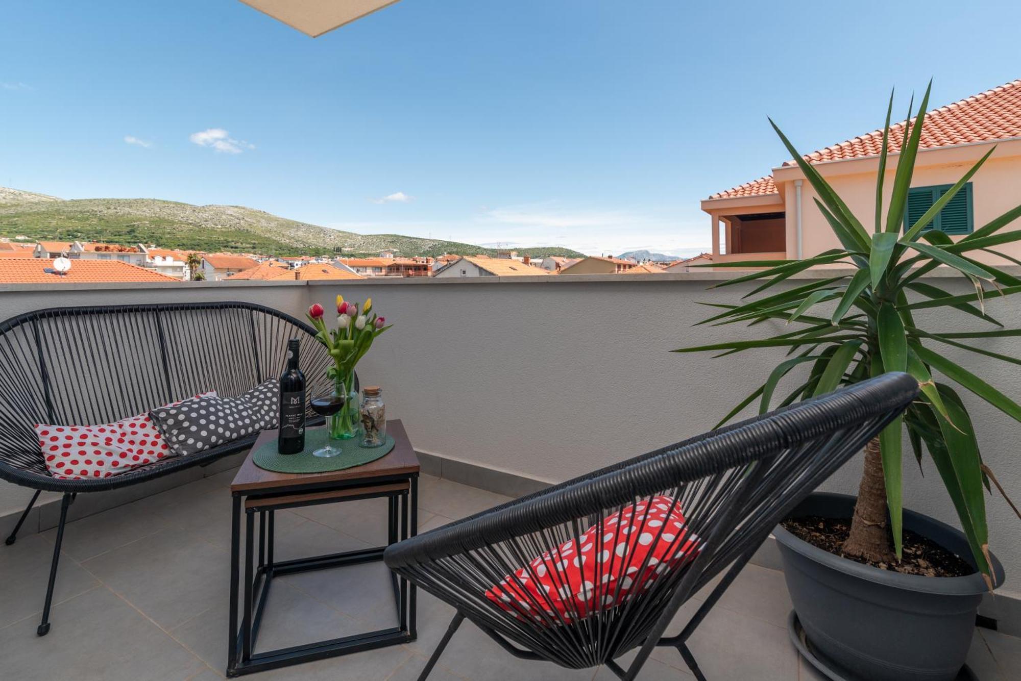 Apartmani Luce Trogir Eksteriør billede